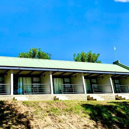 At The River Guest House كرونستاد المظهر الخارجي الصورة