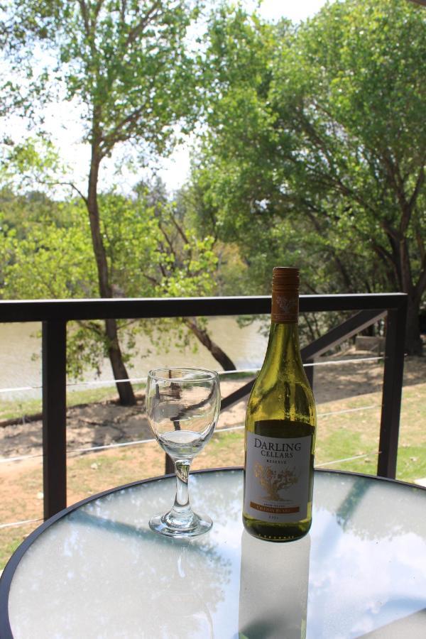 At The River Guest House كرونستاد المظهر الخارجي الصورة