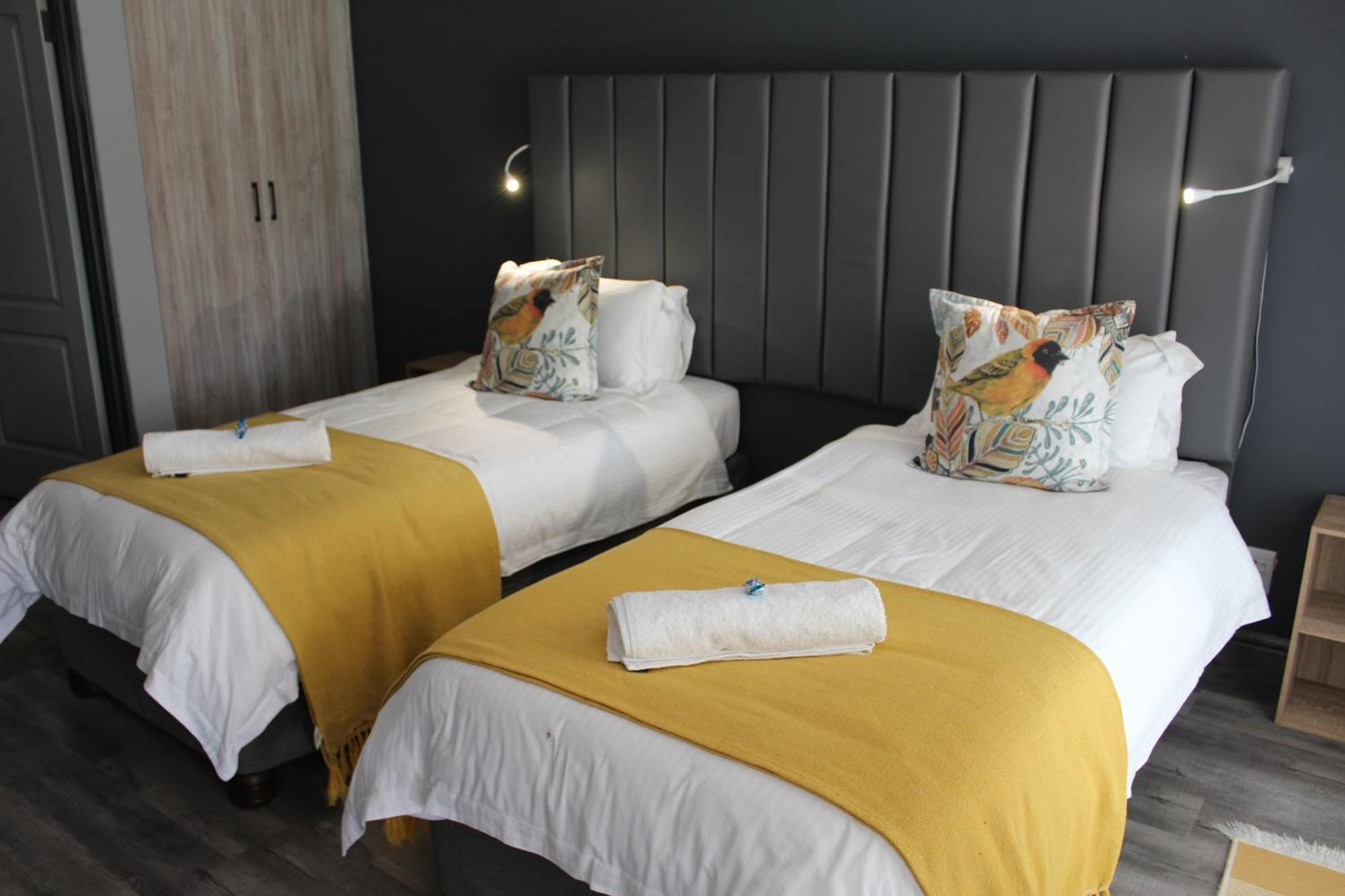 At The River Guest House كرونستاد المظهر الخارجي الصورة