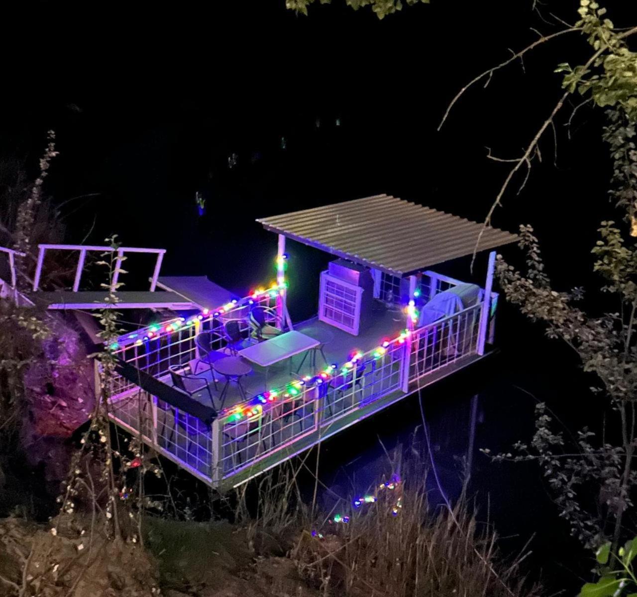 At The River Guest House كرونستاد المظهر الخارجي الصورة
